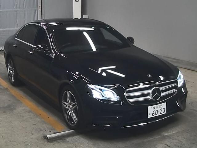 356 MERCEDES BENZ E CLASS 213045C 2017 г. (ZIP Tokyo)